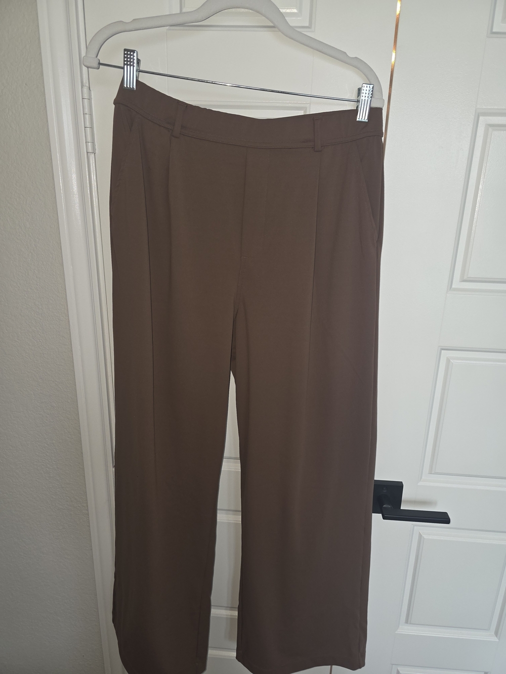 HALARA Wide Leg Pleated Trousers in Brown - Picture 3 of 6
